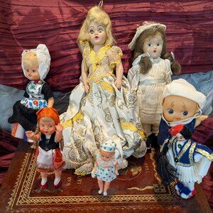 Sleepy eyes Dolls Collection lot of 6 Cultural Ethnic and more